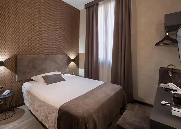 Hotel Astoria 3*
