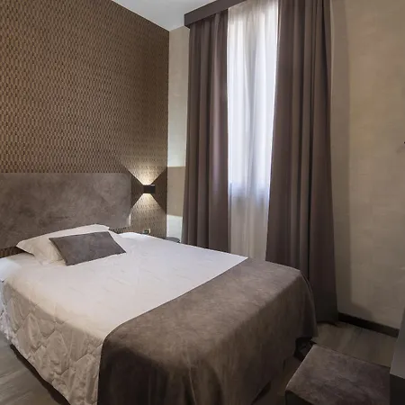 Hotel Astoria 3*
