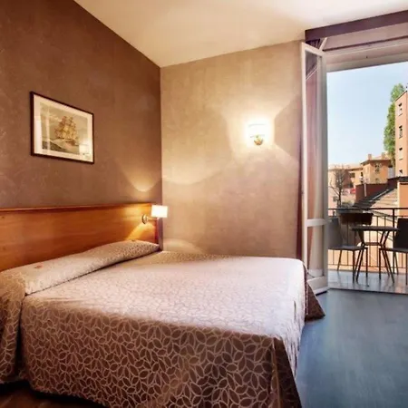 Astoria 3*