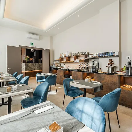 Astoria 3* Bologne